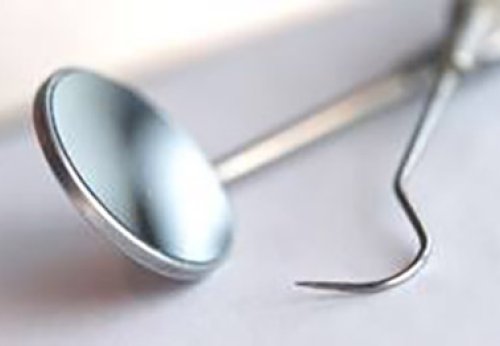 À quelle fréquence faut-il aller chez le dentiste?